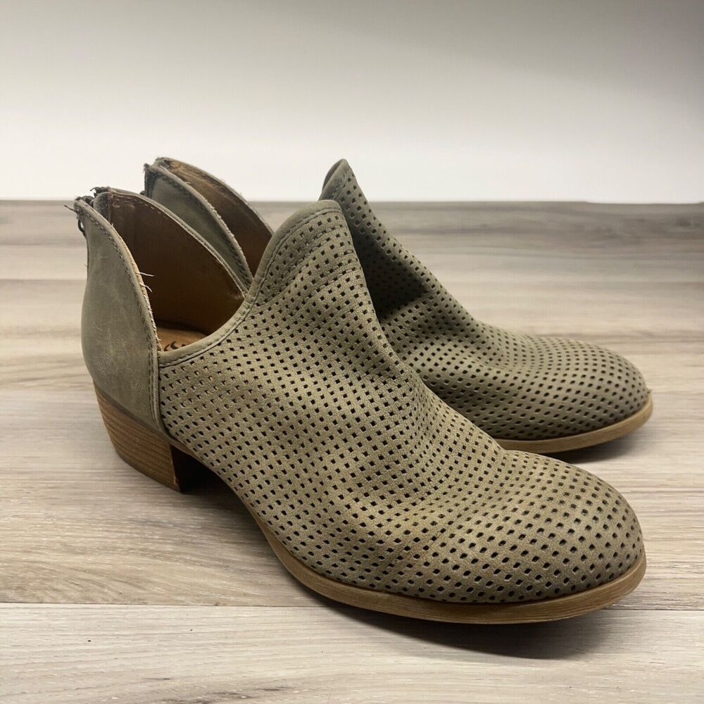 Sofft Boots Womens 8 M Canobie Cut Out Booties Green Leather‎ Zip SF0012106